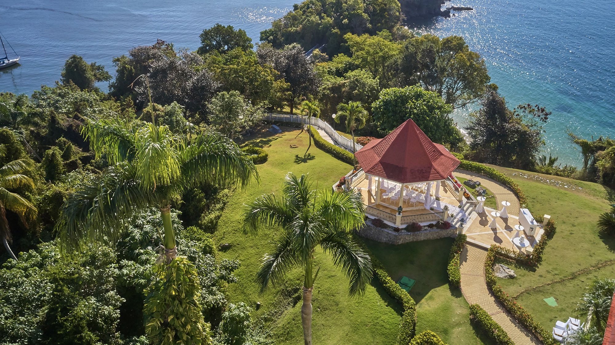 Book your wedding day in Bahia Principe Grand Cayacoa